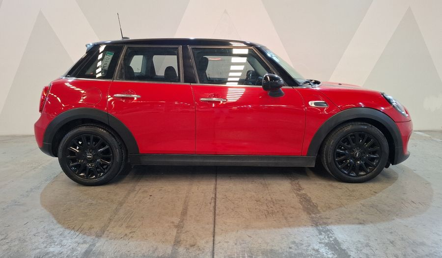 Mini Cooper 1.5 COOPER CHILI DCT Hatchback 2019