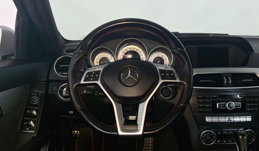 Mercedes Benz Clase C 2.0 200 CGI SPORT AT Sedan 2014
