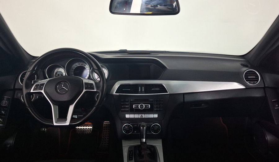 Mercedes Benz Clase C 2.0 200 CGI SPORT AT Sedan 2014