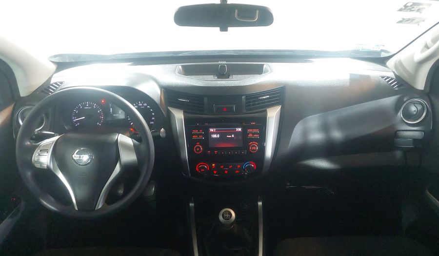 Nissan Np300 2.5 PLATINUM LE TM AC Pickup 2019