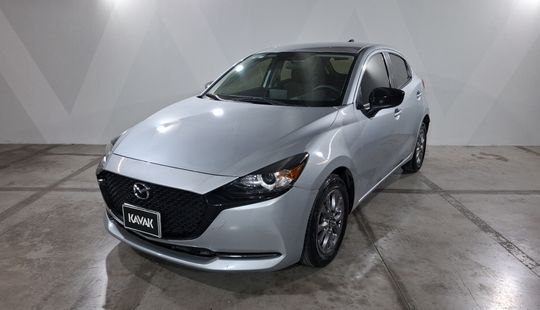 Mazda • Mazda 2