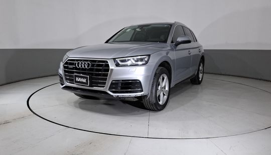 Audi • Q5