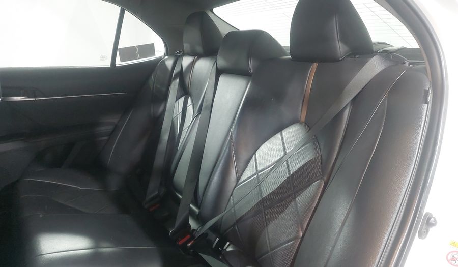 Toyota Camry 2.5 XLE NAVI AUTO Sedan 2018