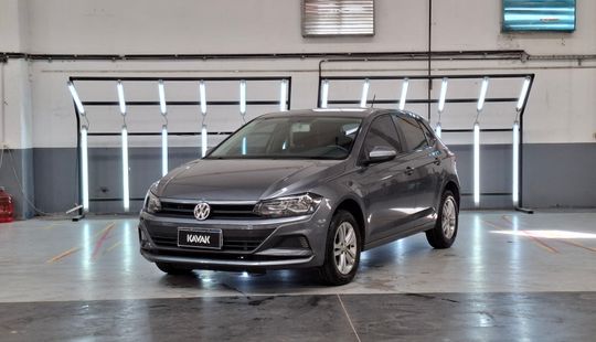 Volkswagen • Polo
