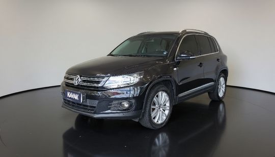 Volkswagen • Tiguan