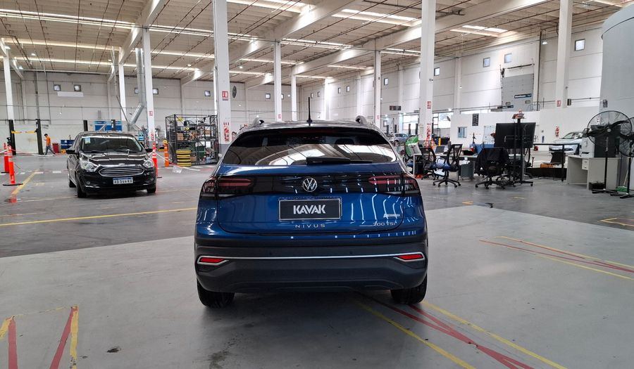 Volkswagen Nivus 1.0 200 TSI COMFORTLINE AUTO Suv 2023