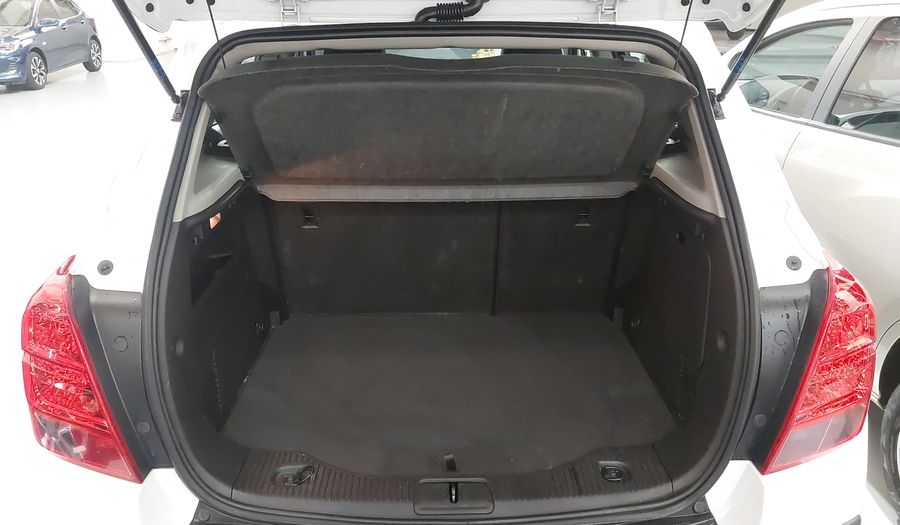 Chevrolet Tracker MPFI LTZ Suv 2016