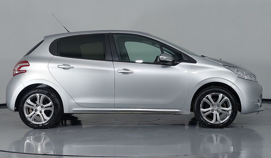 Peugeot 208 1.6 ALLURE PACK MT Hatchback 2014