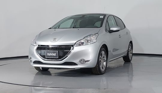 Peugeot • 208
