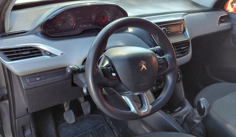 Peugeot 208 1.5 ALLURE Hatchback 2015