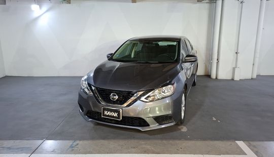 Nissan • Sentra