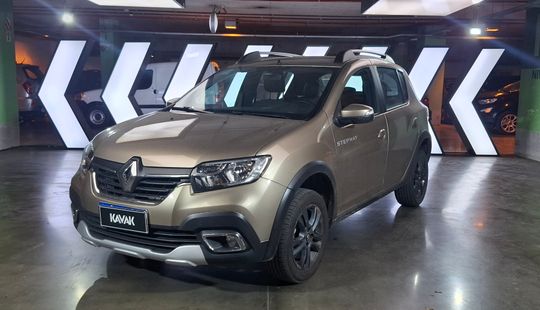 Renault • Sandero Stepway
