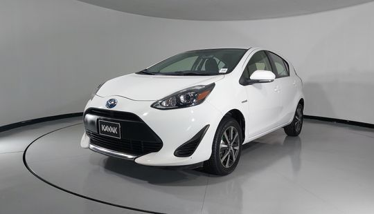 Toyota • Prius C