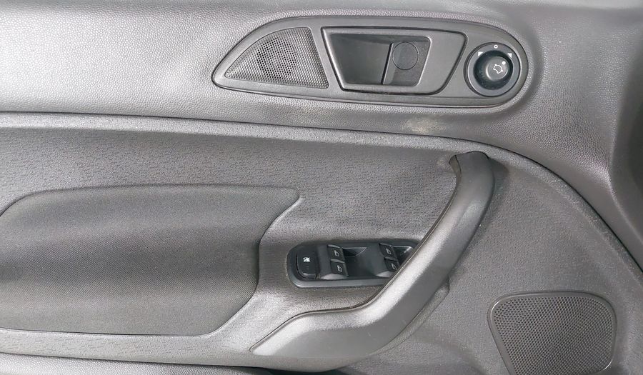 Ford Fiesta 1.6 SE Sedan 2018