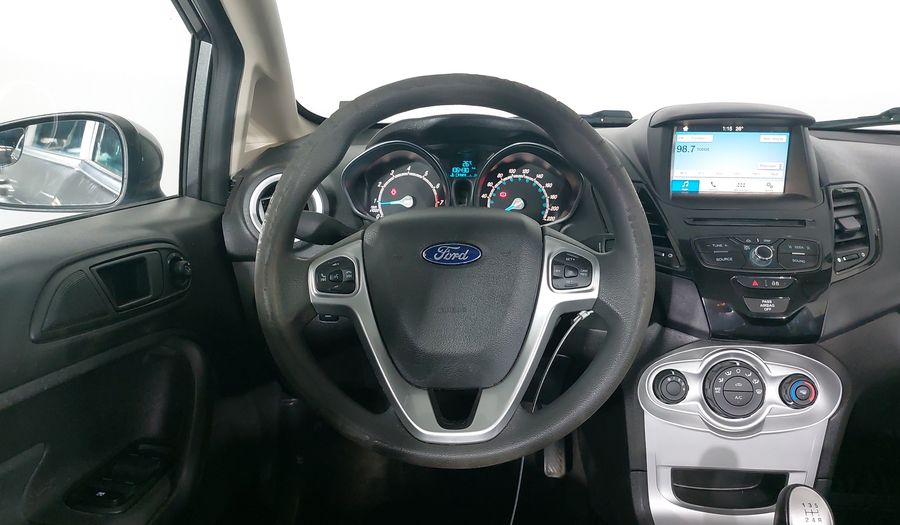 Ford Fiesta 1.6 SE Sedan 2018