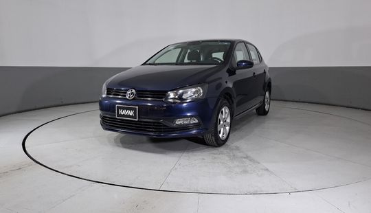 Volkswagen • Polo