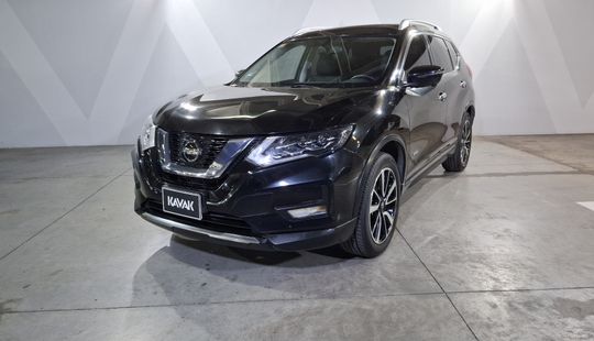 Nissan • X-Trail