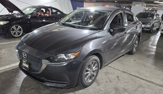 Mazda • Mazda 2