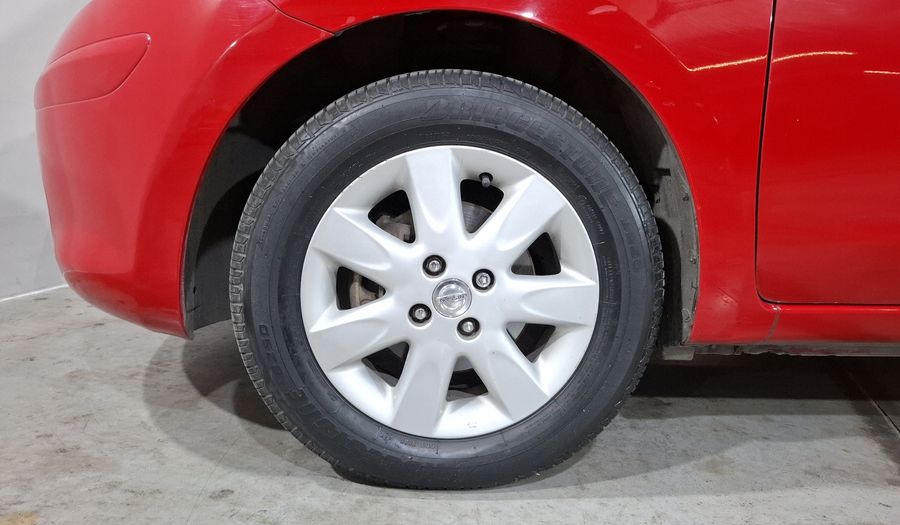 Nissan March 1.6 ADVANCE AT Hatchback 2013