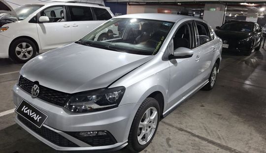 Volkswagen • Vento