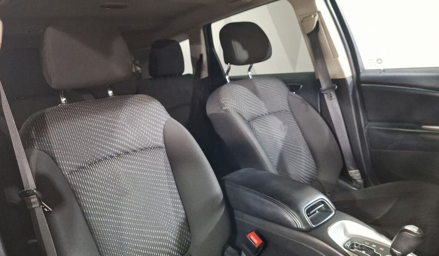 Dodge Journey 2.4 SE 7 PASAJEROS Suv 2017