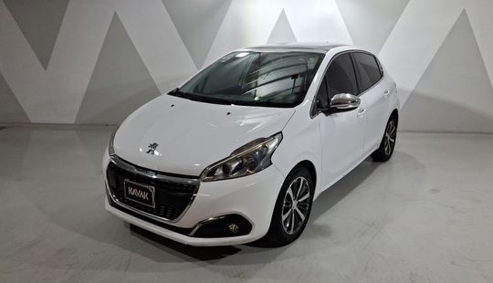 Peugeot • 208