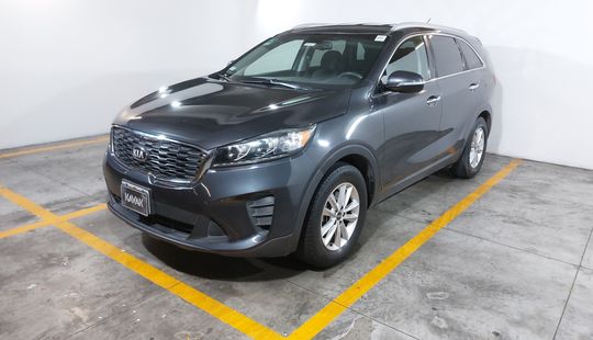 Kia • Sorento