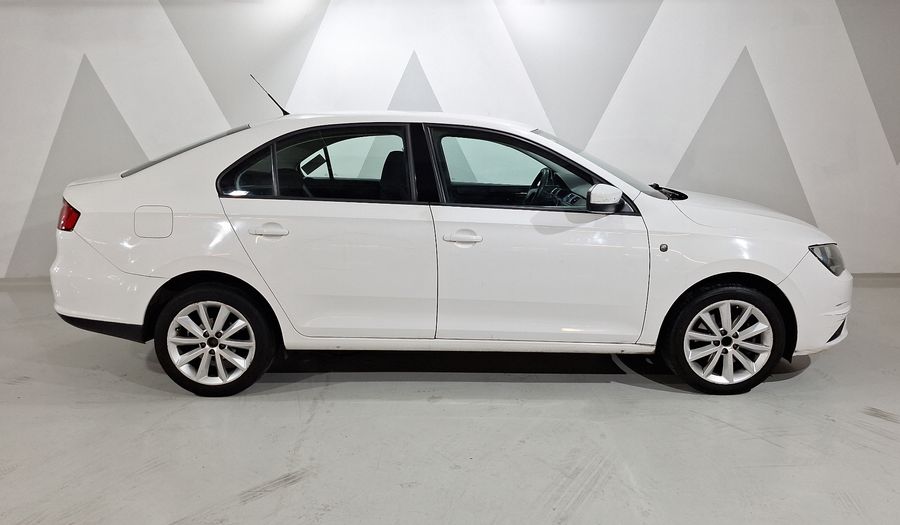 Seat Toledo 1.6 REFERENCE MT Sedan 2015