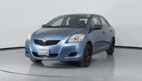 Toyota • Yaris