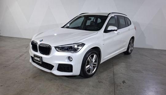 2019 • 79,037 km • Automático