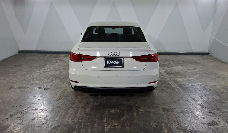 Audi A3 1.4 TFSI ATTRACTION S TRONIC Sedan 2015