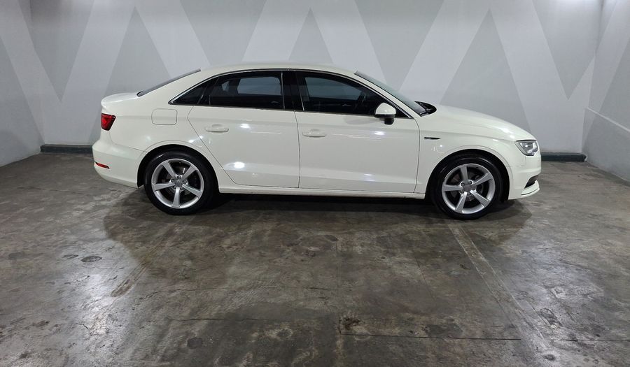 Audi A3 1.4 TFSI ATTRACTION S TRONIC Sedan 2015