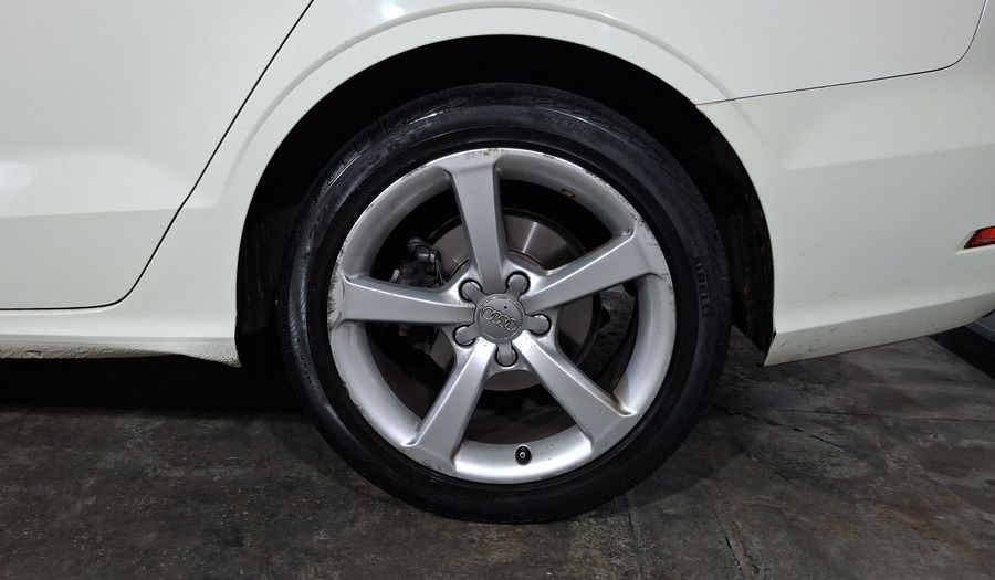 Audi A3 1.4 TFSI ATTRACTION S TRONIC Sedan 2015