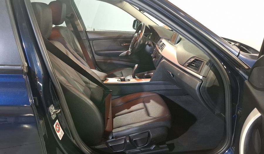 Bmw Serie 3 2.0 320IA Sedan 2015