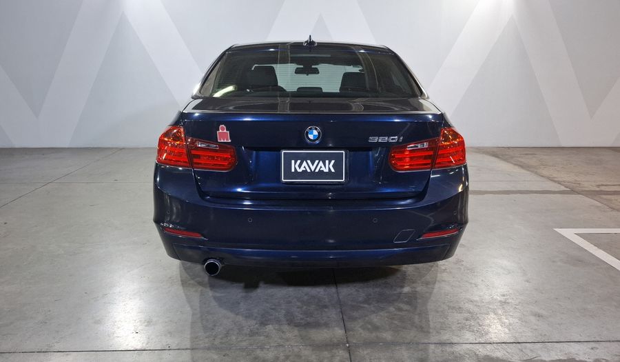 Bmw Serie 3 2.0 320IA Sedan 2015