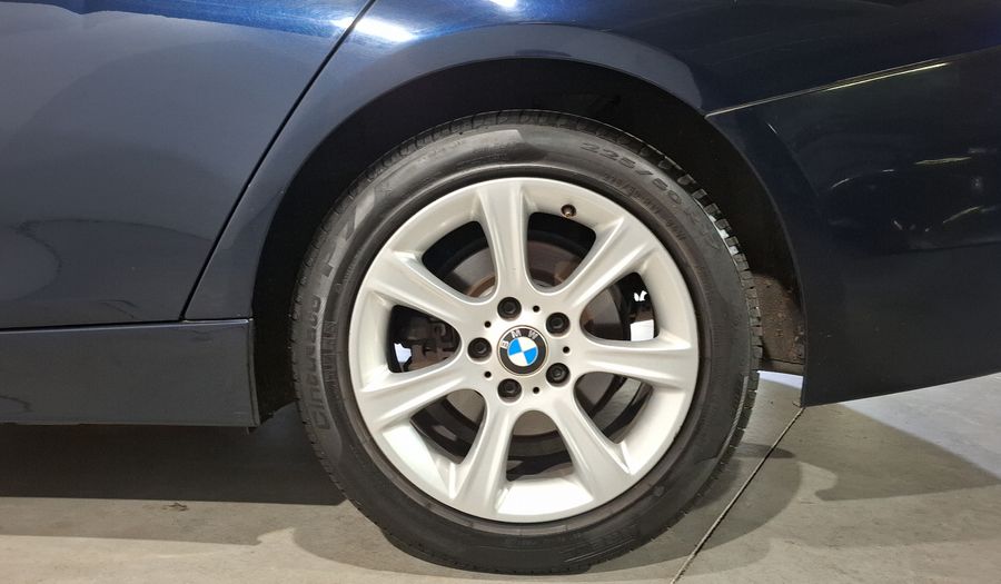 Bmw Serie 3 2.0 320IA Sedan 2015