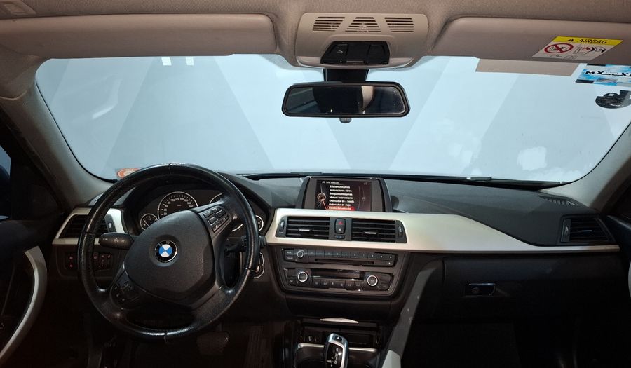 Bmw Serie 3 2.0 320IA Sedan 2015