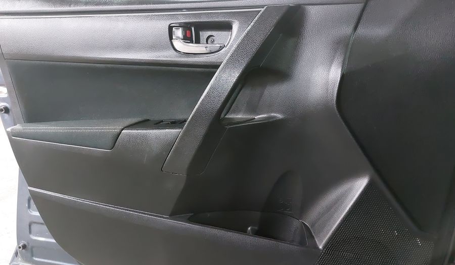 Toyota Corolla 1.8 LE CVT Sedan 2017