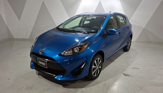 Toyota • Prius C