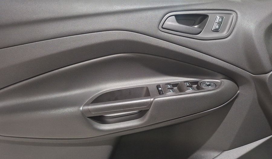 Ford Escape 2.5 S PLUS I4 AT Suv 2013