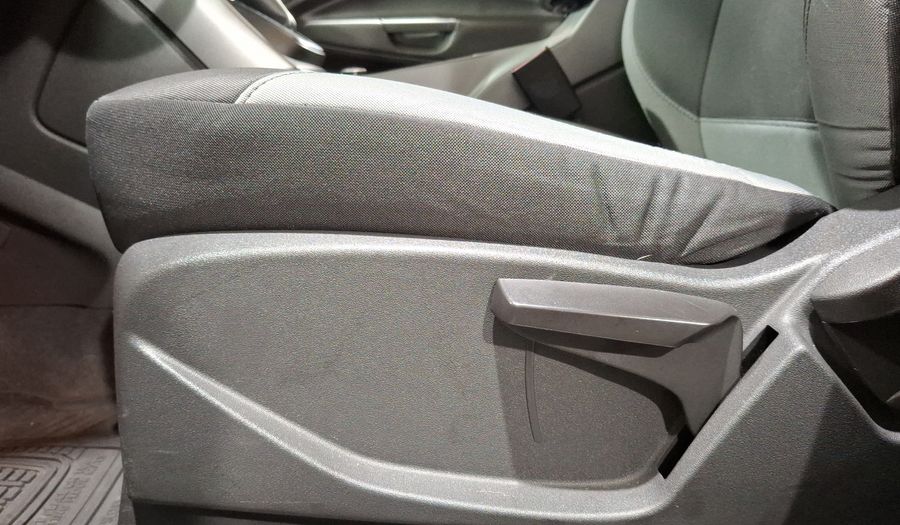 Ford Escape 2.5 S PLUS I4 AT Suv 2013