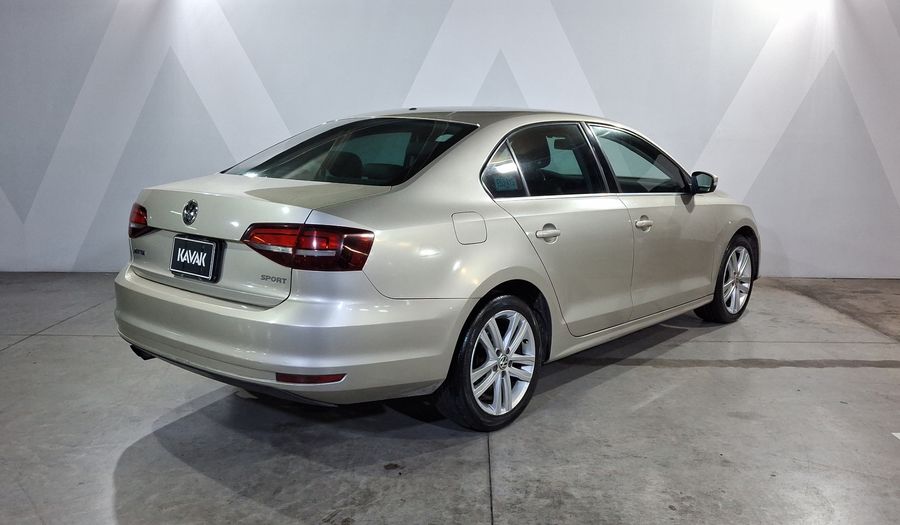 Volkswagen Jetta 2.5 SPORTLINE MT Sedan 2016