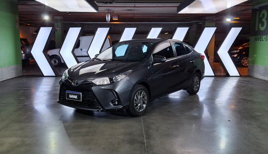 Toyota • Yaris