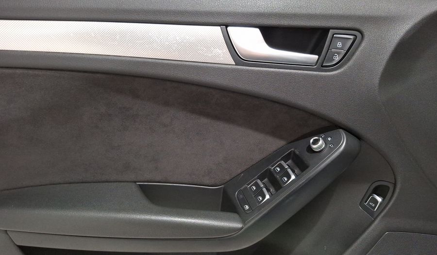 Audi A4 1.8 TFSI SPORT MULTITRONIC Sedan 2013