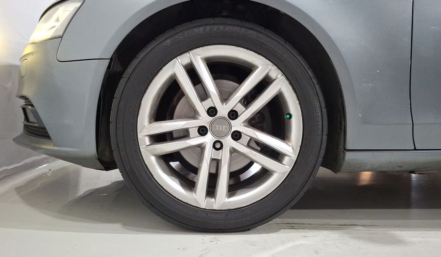 Audi A4 1.8 TFSI SPORT MULTITRONIC Sedan 2013