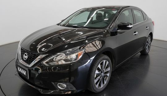 Nissan • Sentra
