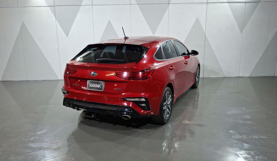 Kia Forte 2.0 GT LINE Hatchback 2021