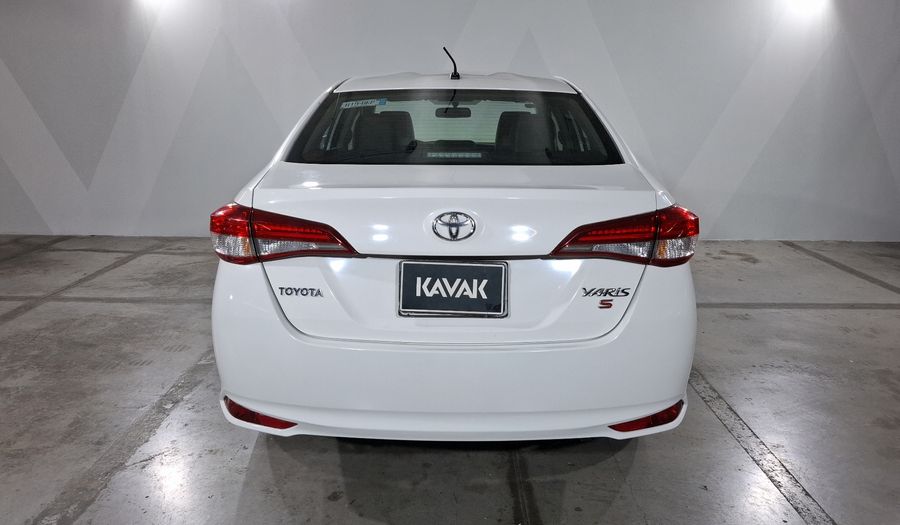 Toyota Yaris 1.5 S CVT Sedan 2022