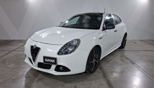 Alfa Romeo • Giulietta