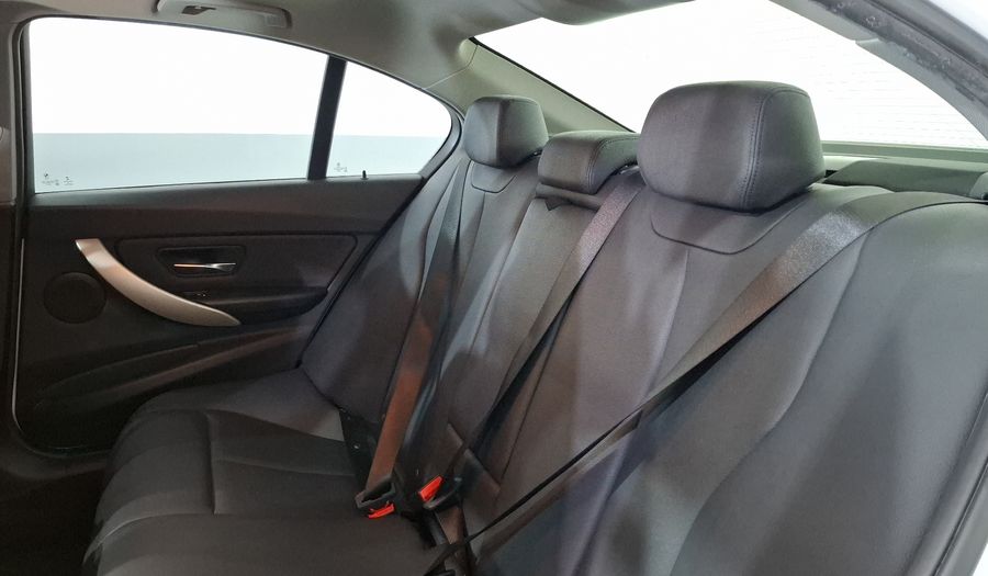 Bmw Serie 3 2.0 320IA AUTO Sedan 2017